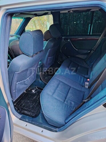 Mercedes C 200-12