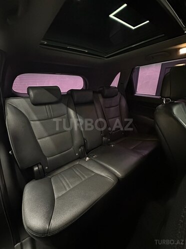 Kia Sorento-9