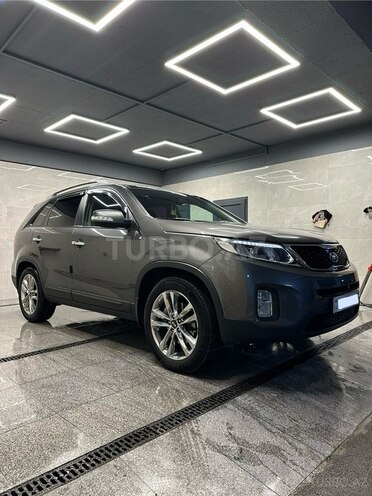 Kia Sorento-2