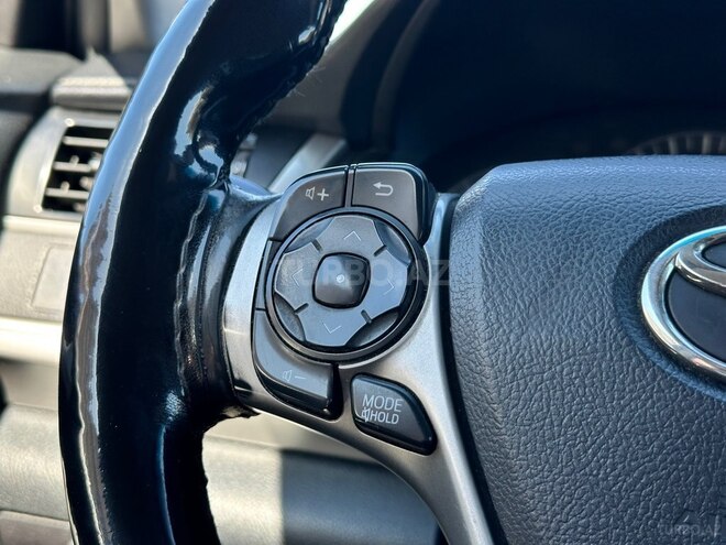 Toyota Camry-10