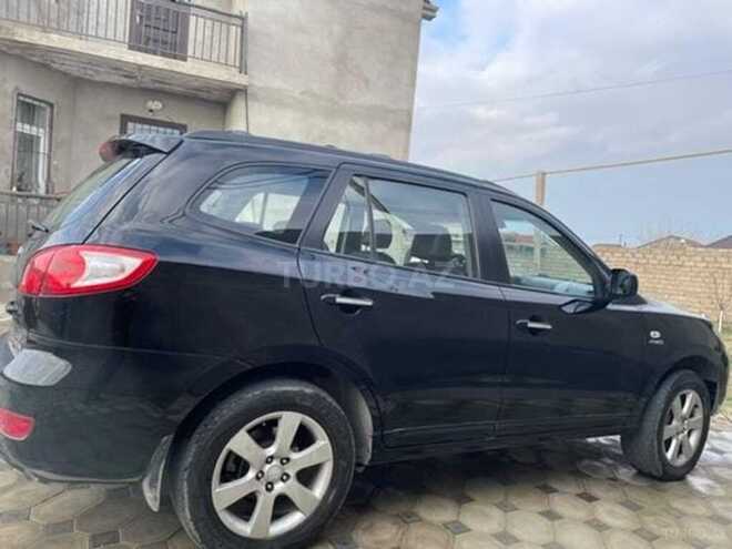 Hyundai Santa Fe-12