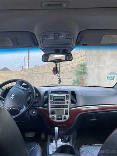 Hyundai Santa Fe-15