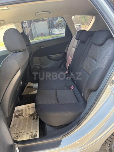 Hyundai i30-8