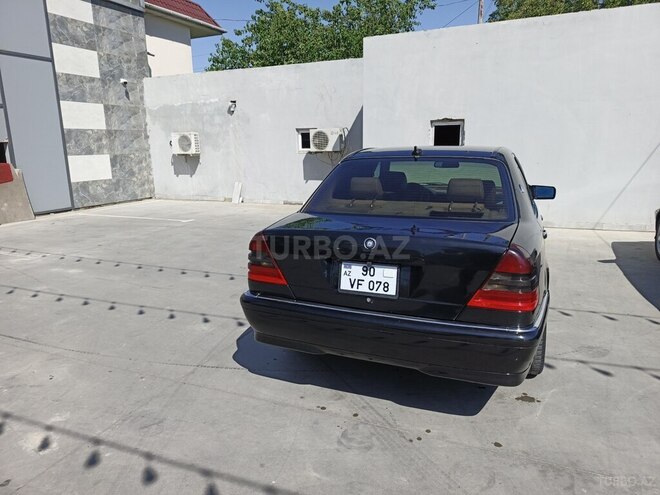 Mercedes C 230-4