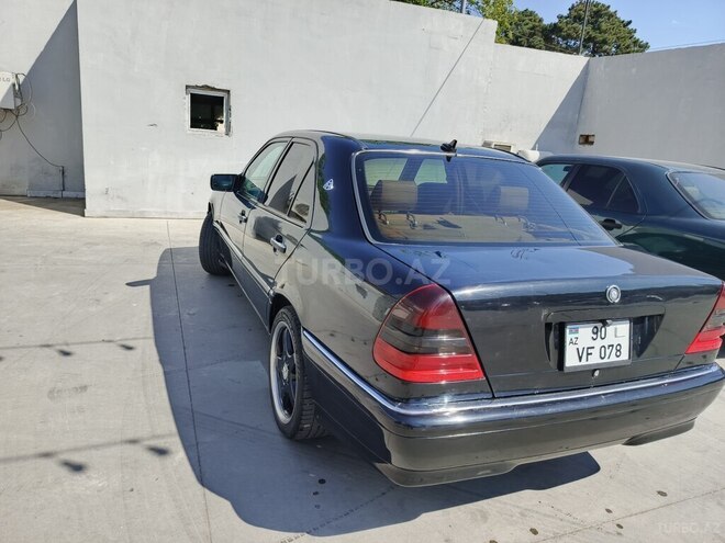 Mercedes C 230-7