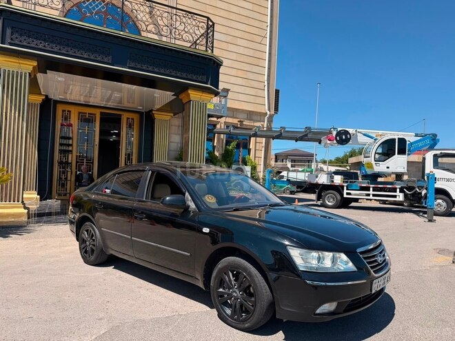 Hyundai Sonata-4