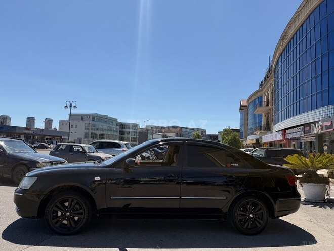 Hyundai Sonata-6