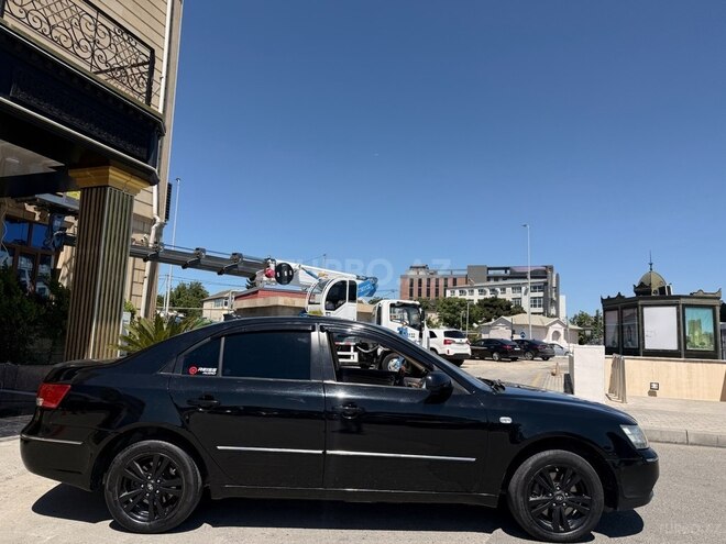 Hyundai Sonata-5