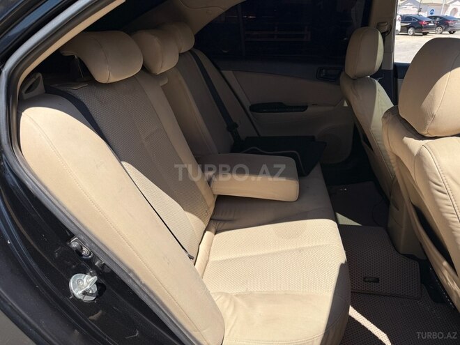 Hyundai Sonata-10