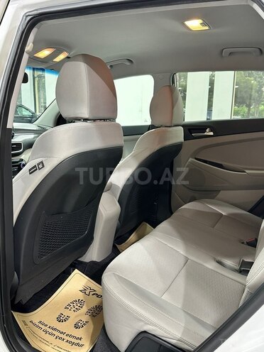 Hyundai Tucson-10
