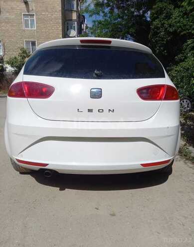 SEAT Leon-2