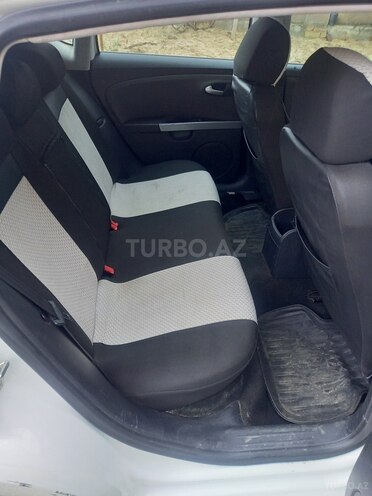 SEAT Leon-6