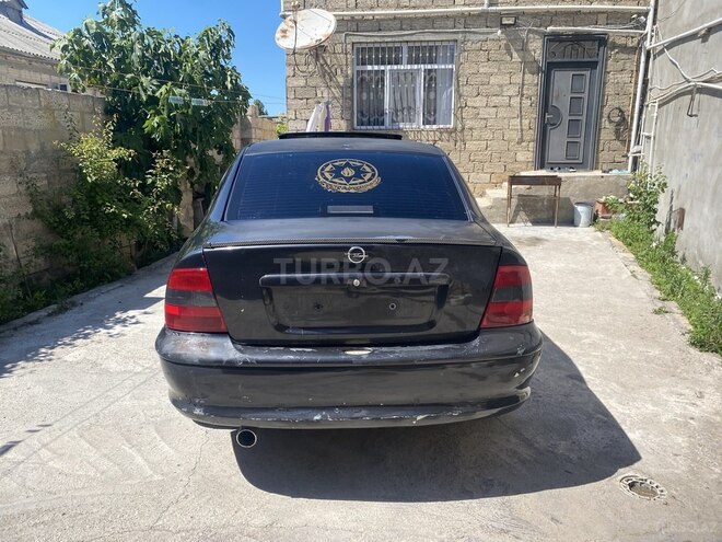 Opel Vectra-2