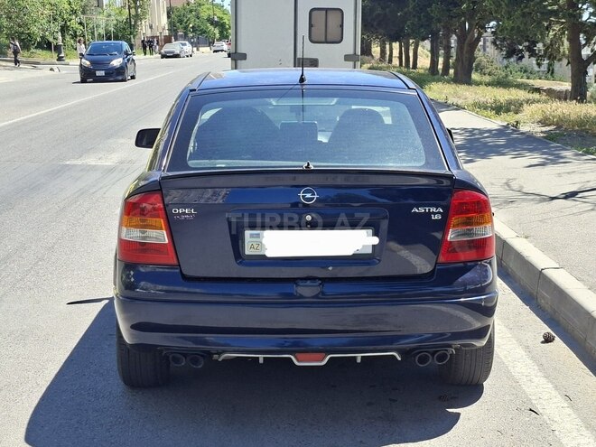 Opel Astra-3