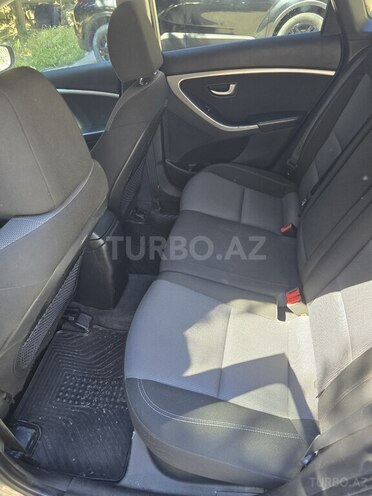 Hyundai i30-7