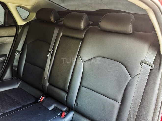 Kia Cerato-10