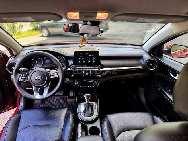 Kia Cerato-11
