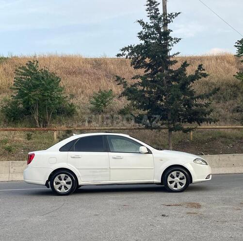 Daewoo Gentra-8