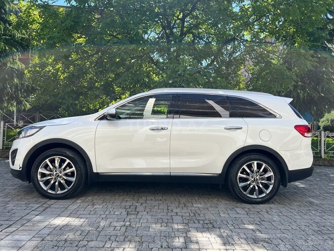 Kia Sorento-3