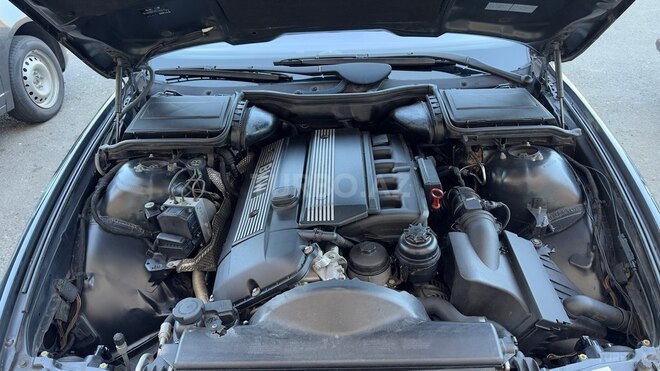 BMW 525-17
