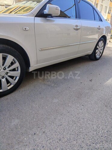 Hyundai Sonata-5
