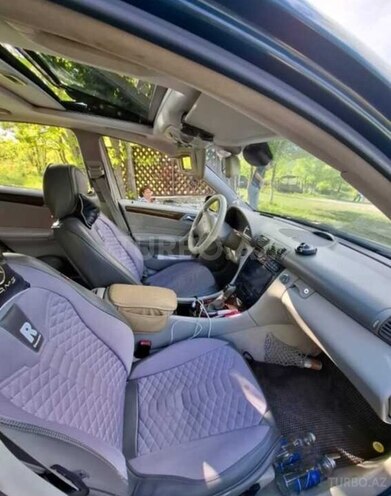 Mercedes C 200-7