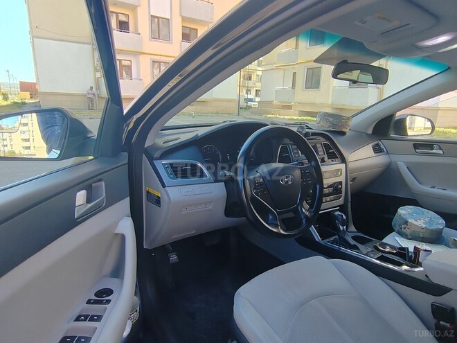 Hyundai Sonata-7