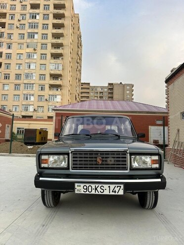 LADA (VAZ) 2107-2
