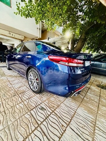 Kia Optima-4