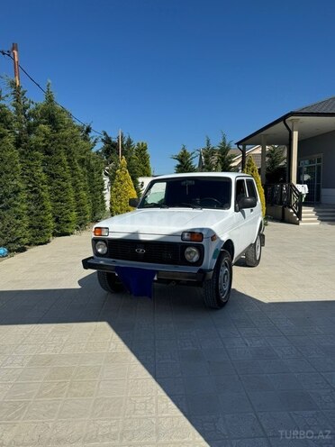 LADA (VAZ) Niva-1