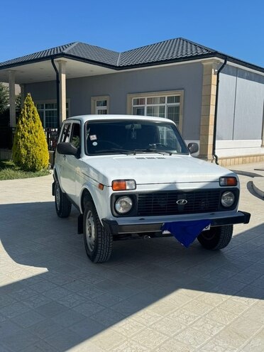 LADA (VAZ) Niva-2