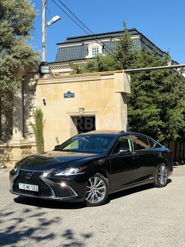 Lexus ES 300h-2