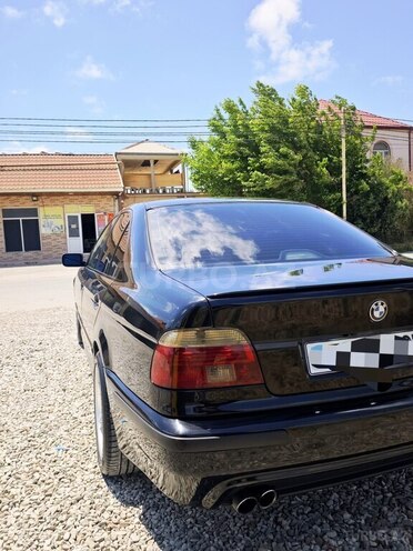 BMW 525-7