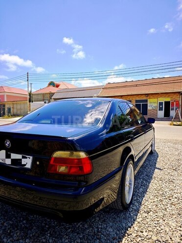 BMW 525-13