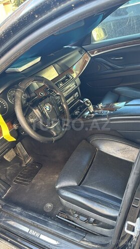 BMW 528 2011, 270,000 km - 3.0 l - Bakı