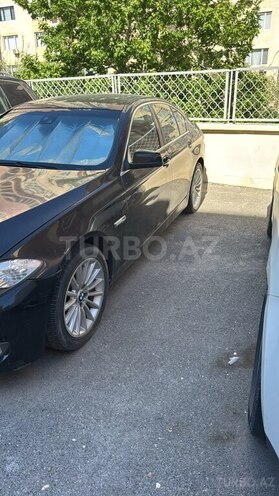 BMW 528 2011, 270,000 km - 3.0 l - Bakı