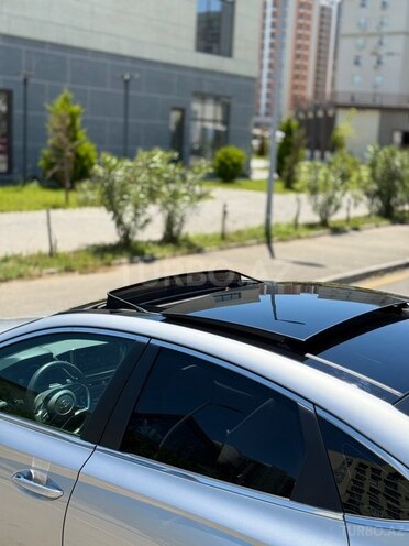 Hyundai Sonata-8