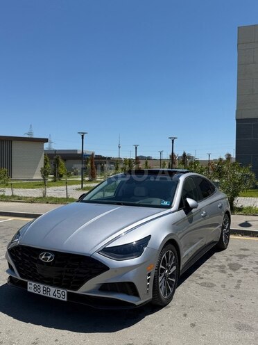 Hyundai Sonata-12