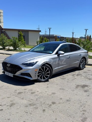 Hyundai Sonata-17