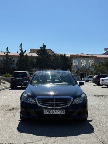 Mercedes E 220-2