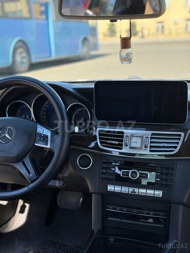 Mercedes E 220-7