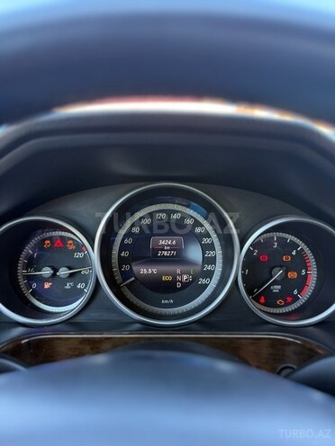 Mercedes E 220-14