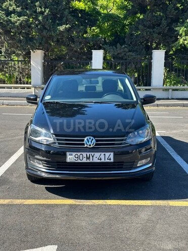 Volkswagen Polo-1