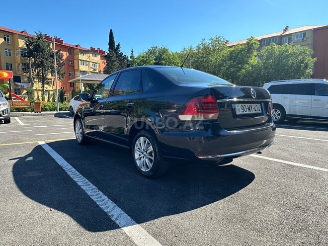 Volkswagen Polo-6