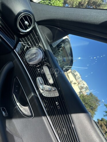 Mercedes E 300-9