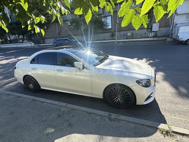 Mercedes E 300-14