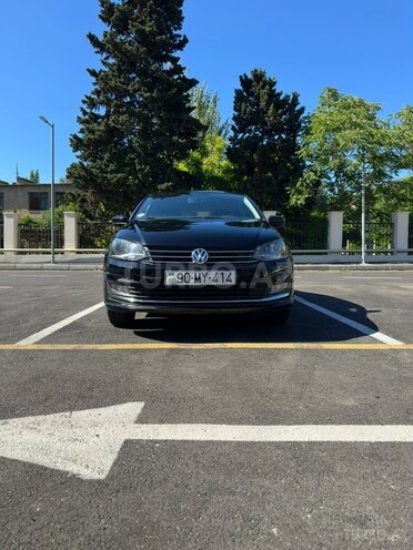 Volkswagen Polo-14