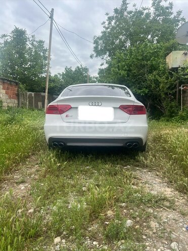 Audi S5-5