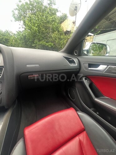 Audi S5-10