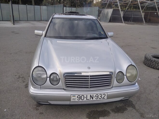 Mercedes E 280-12
